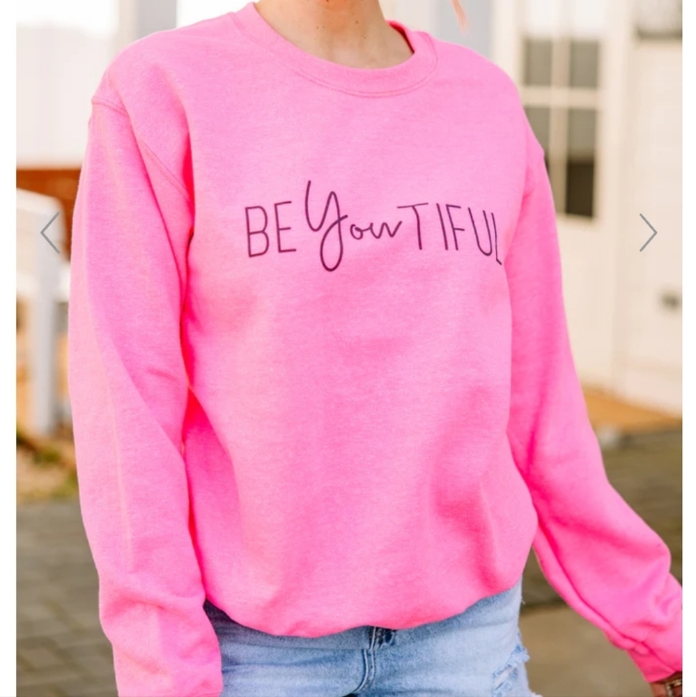 The Mint Julep Boutique Sweatshirt, Size M, Pink